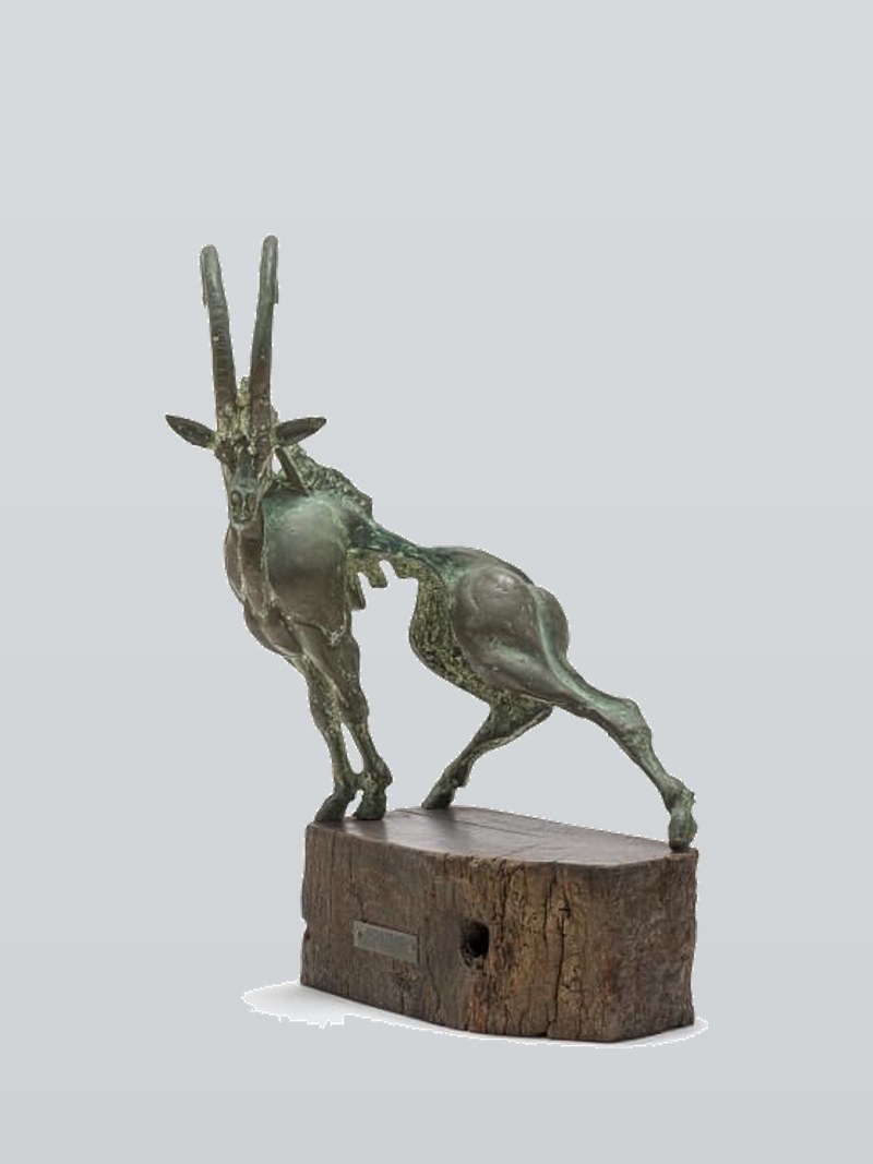 Sable Antelope (On Guard)