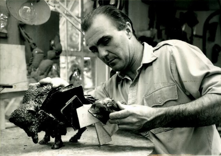 Kurt Lossgott working on the PG Bison trophy.